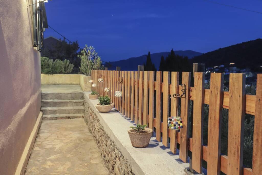 Green Leaf Cottage room 5